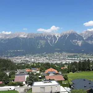 Apartment Ferien Damals - Fewo Im Grünen Mit Weitblick, Innsbruck